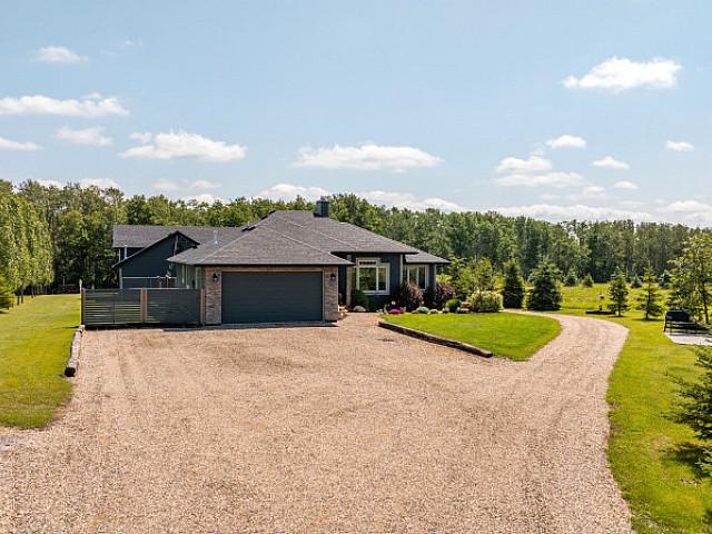 House for sale in Saskatchewan