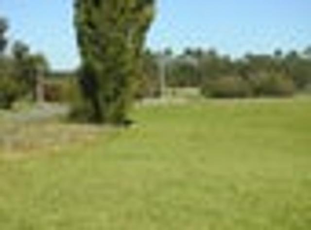Land for sale in Canterbury