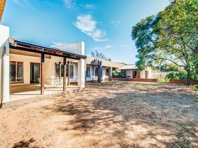Commercial for sale in Kempton Park