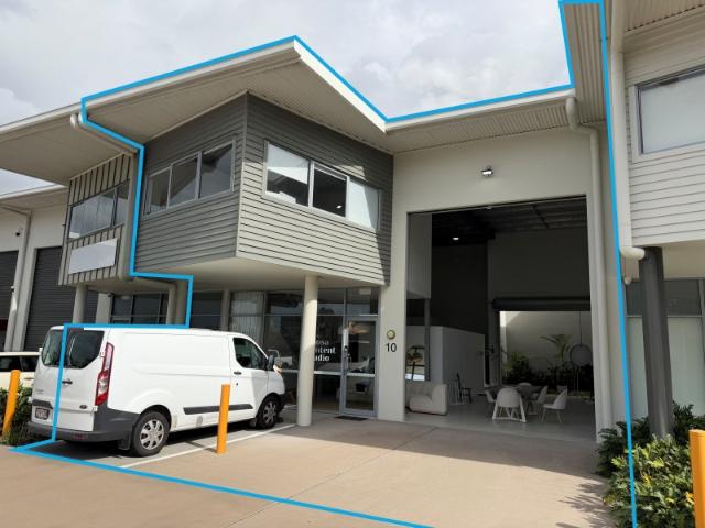 Warehouse for rent in Noosaville, Queensland