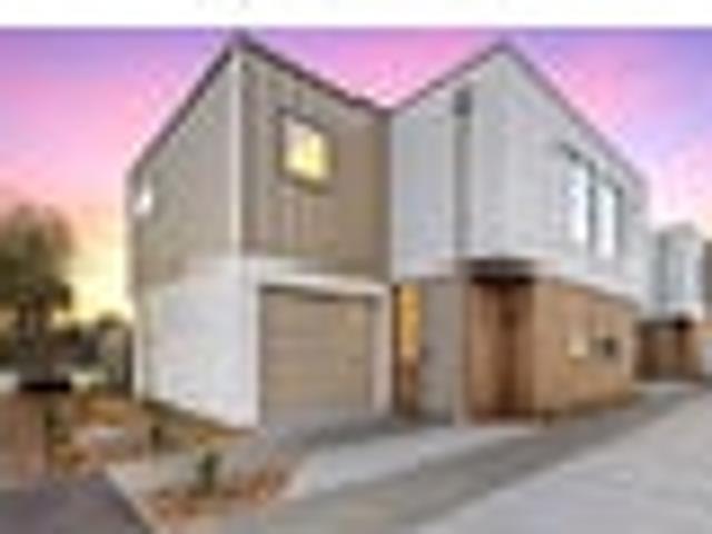 Townhouse for sale in Edgeware, Canterbury