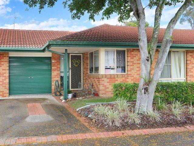 Villa for sale in Fernbrook, Queensland