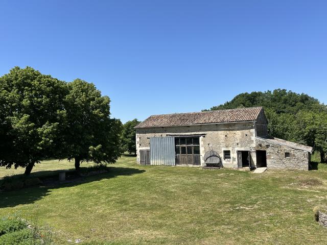 Maison vente à Montmorillon, Chaunay