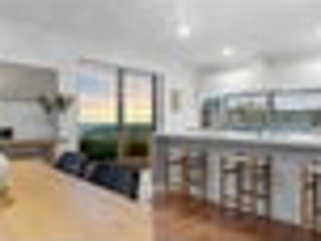 House for sale in Chaslands, Canterbury