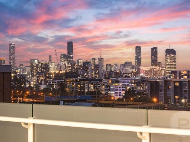 Apartment for sale in Toowong, Greater Brisbane