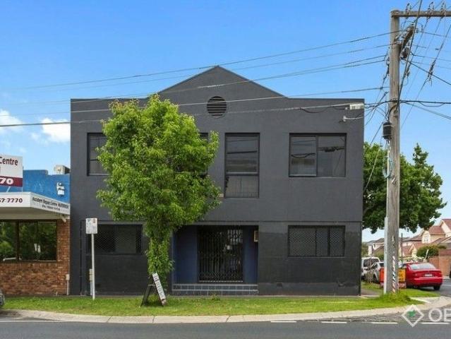 House for sale in Mckinnon