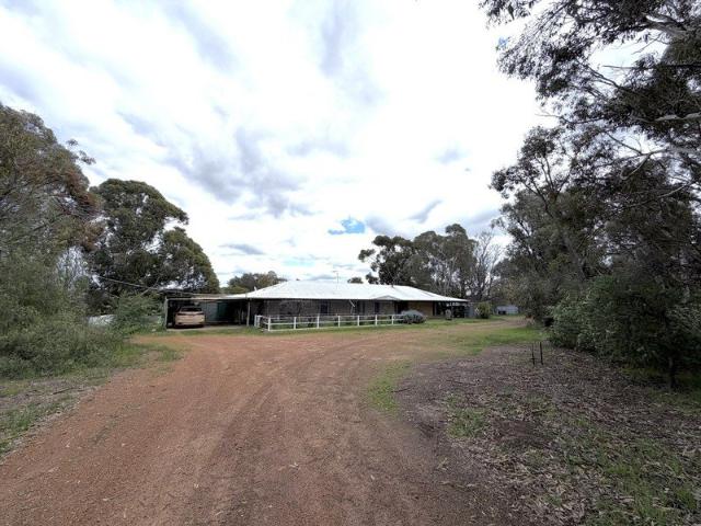 House for sale in Hoddys Well, Clackline