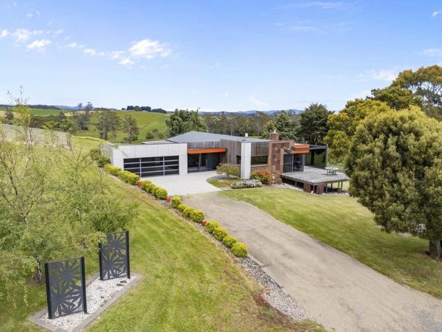 Cottage for sale in Melrose, Tasmania