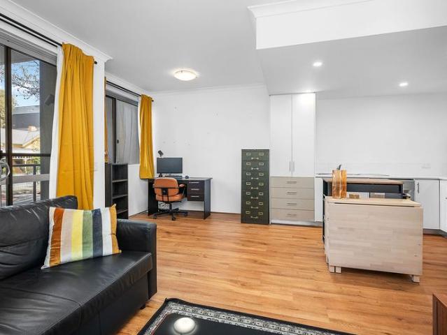 Apartment for rent in Cockburn, Western Australia