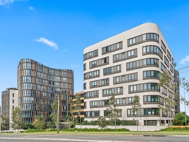 Apartment for sale in Melrose Park