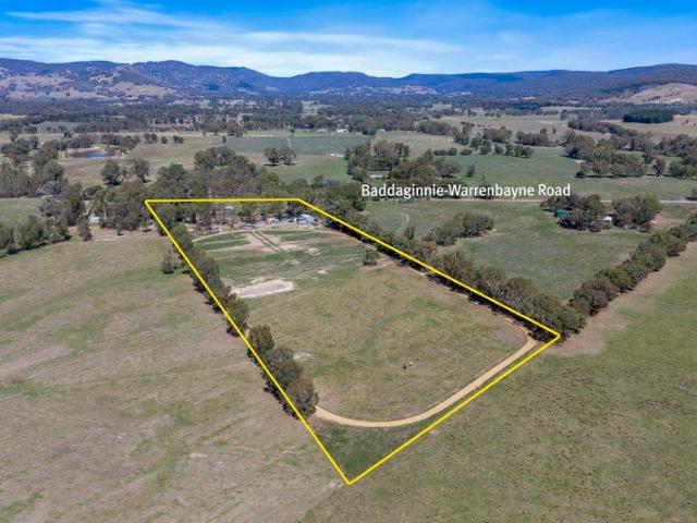 Cottage for sale in Warrenbayne, Victoria