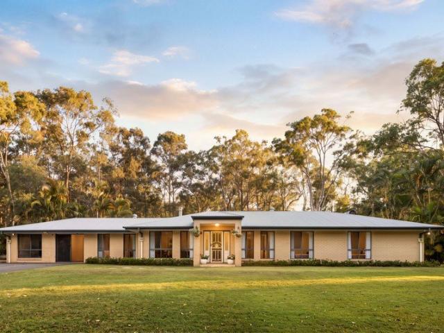Cottage for sale in Toombul, Queensland