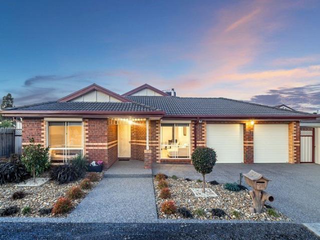 House for sale in Roxburgh Park, Melbourne
