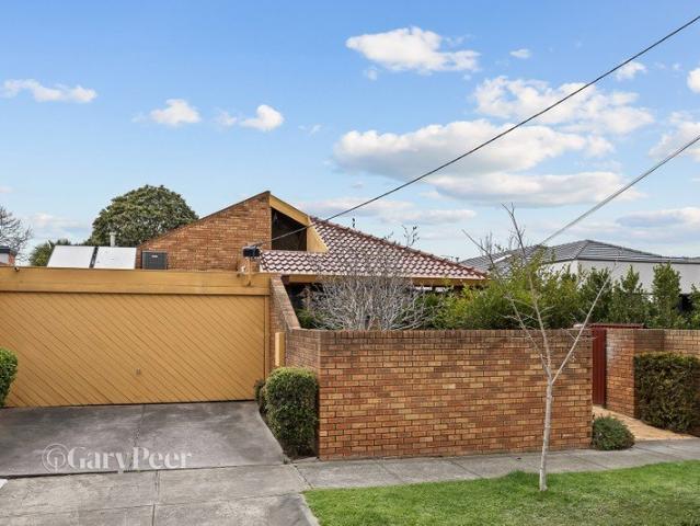 House for sale in Caulfield North, Melbourne