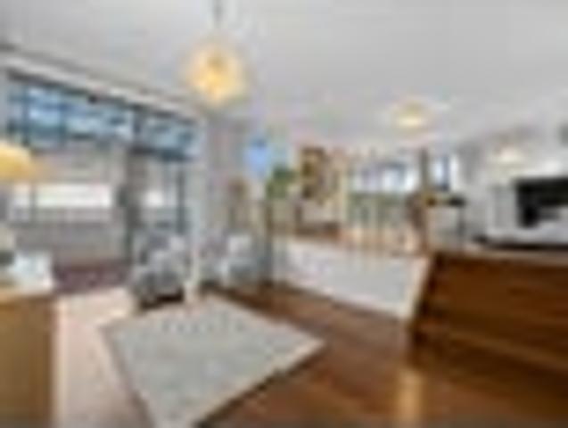 House for sale in Paremoremo