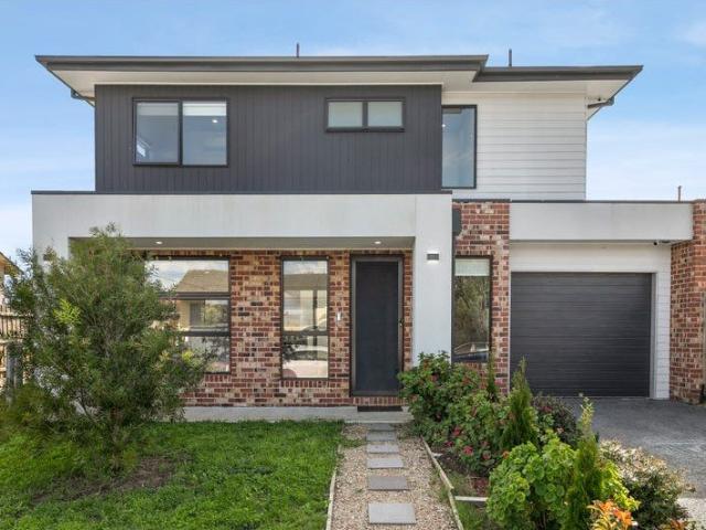 Townhouse for rent in Camerons Creek, Victoria