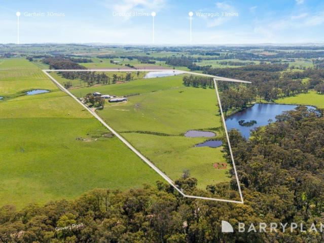 Cottage for sale in Nyora