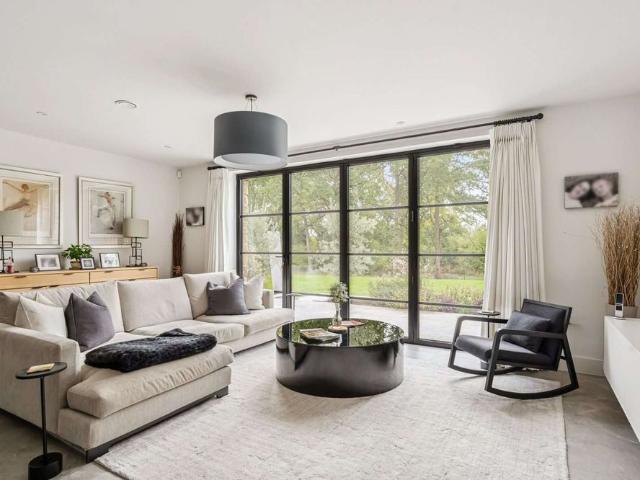 House for rent in Blackhills, Surrey