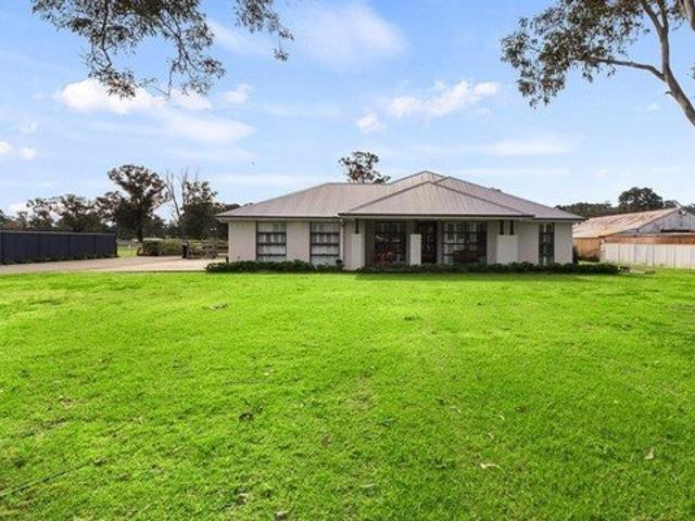 Cottage for rent in Sydney, New South Wales