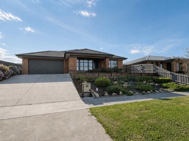 House for rent in Eastwood, Victoria