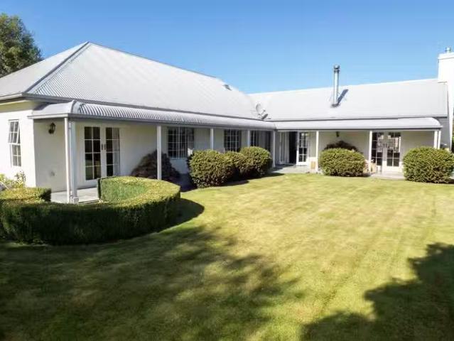 House for sale in Hakatere, Canterbury