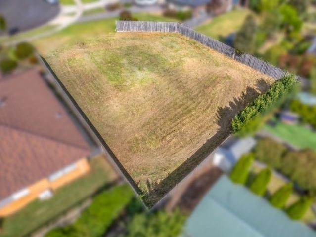 Land for sale in Drouin, Victoria