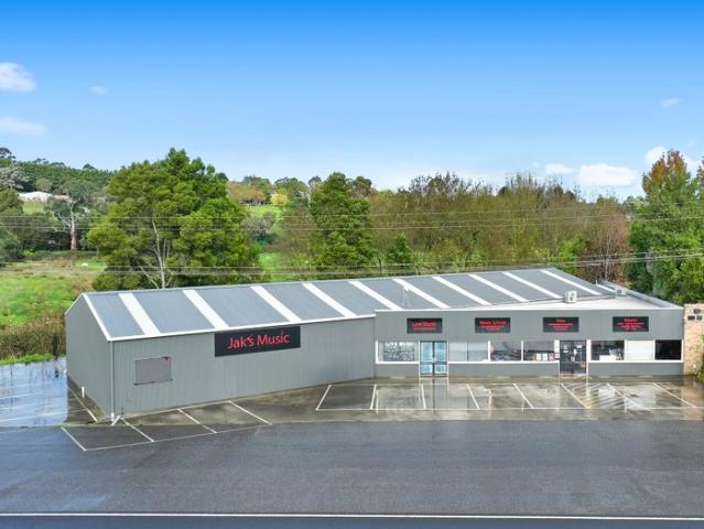 Warehouse for sale in Warragul, Victoria