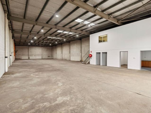 Warehouse for rent in Mulgrave, Sydney