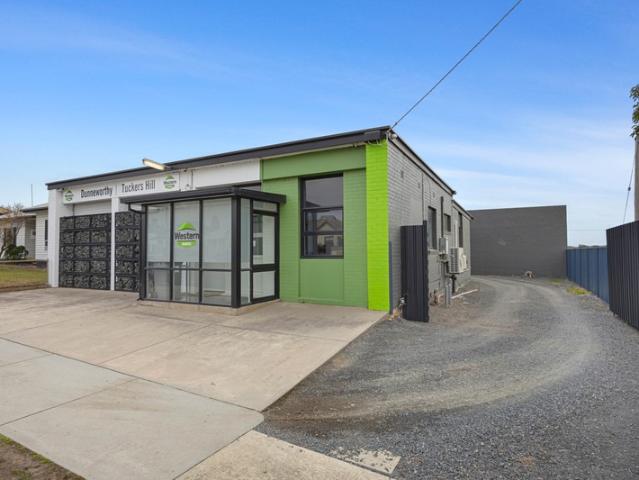 Office for sale in Ararat, Victoria