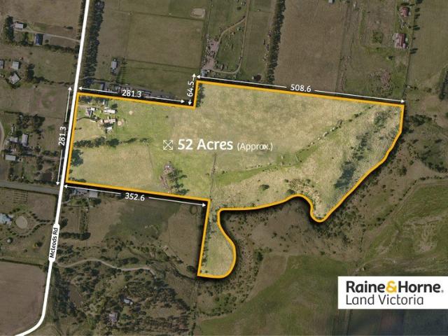 Cottage for sale in Camerons Creek, Victoria