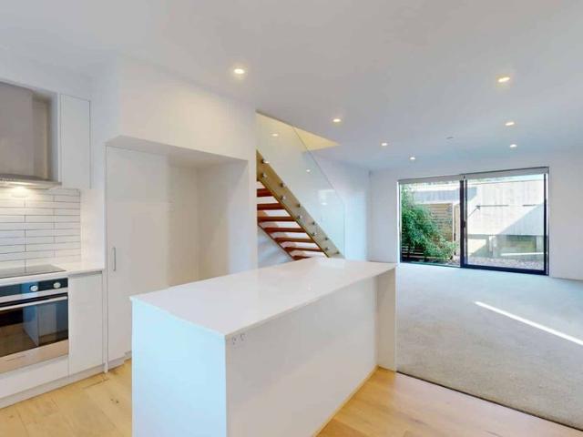 Townhouse for rent in Paekākā, Wellington
