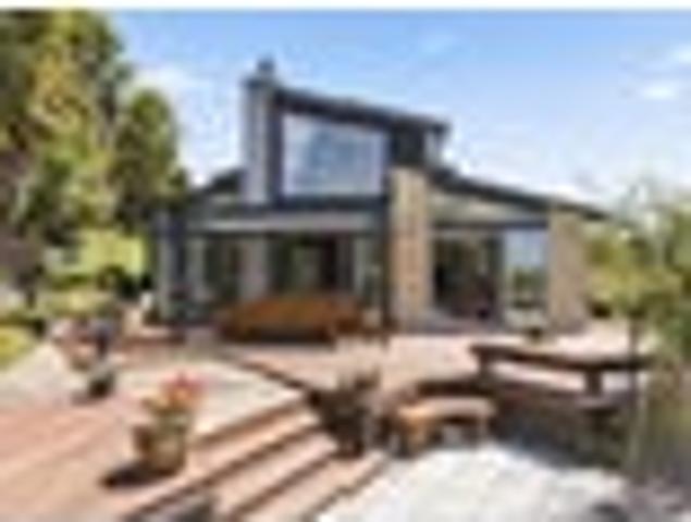 House for sale in Waikanae Beach, Wellington