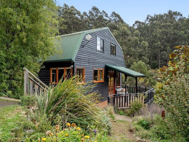 House for sale in Woodbridge, Kingborough
