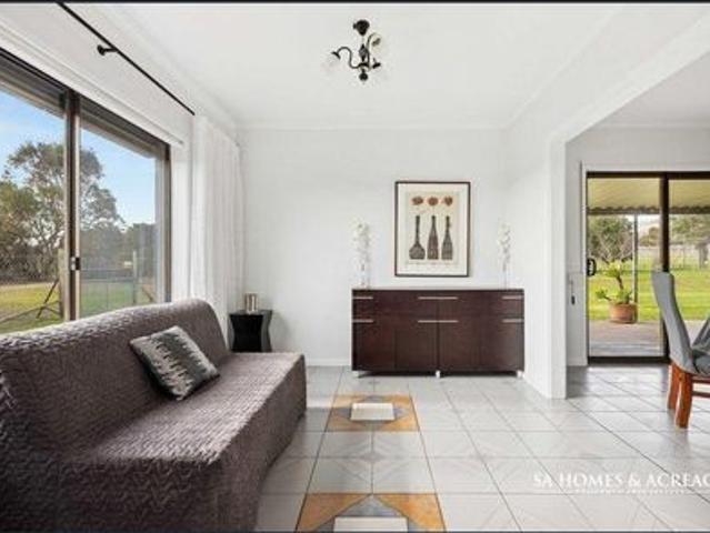 House for rent in Horseshoe Creek, South Australia