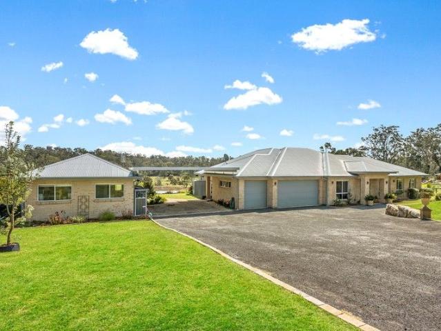 Cottage for sale in Sydney, New South Wales