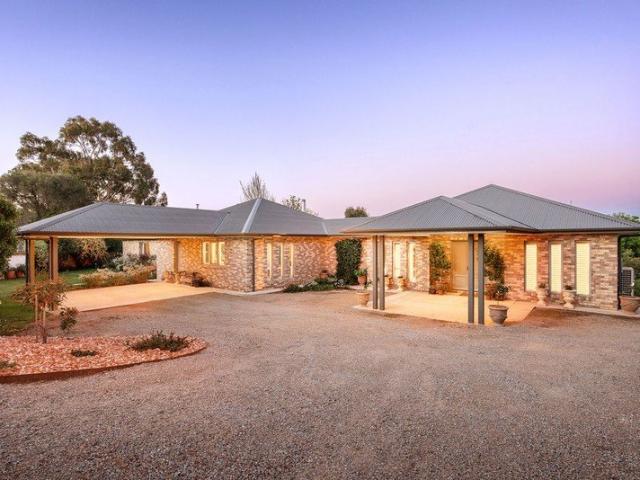 House for sale in Wirlinga, Albury City Council