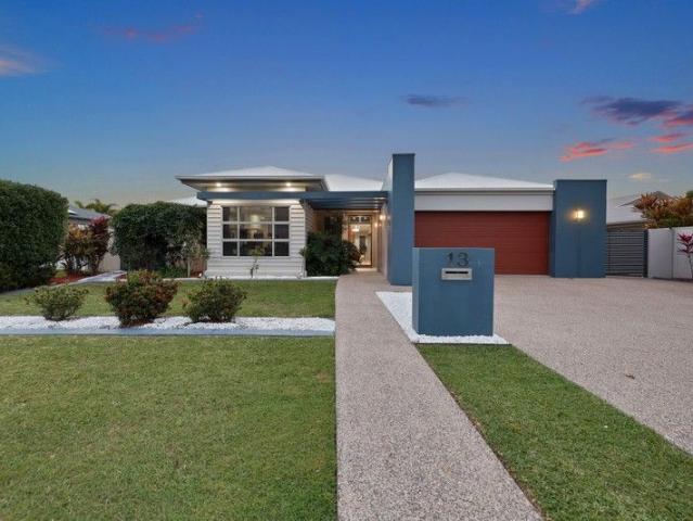 House for sale in Beaconsfield