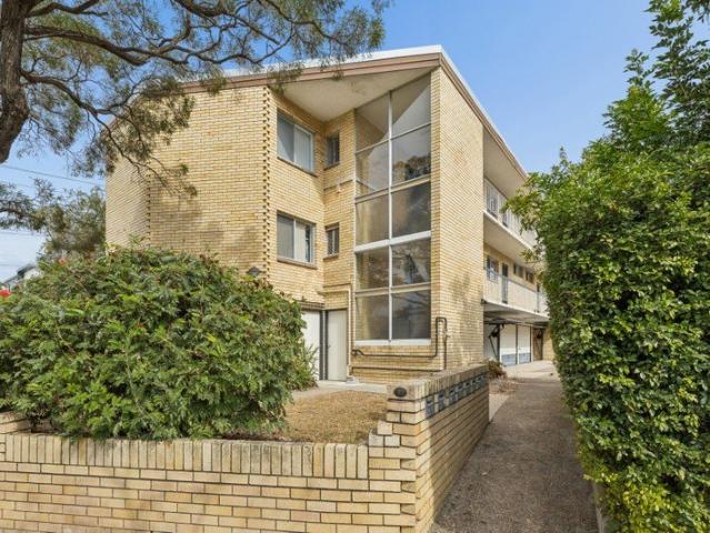 Apartment for sale in Newmarket, Greater Brisbane
