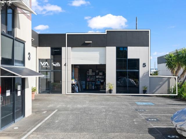 Warehouse for sale in Fernbrook, Queensland