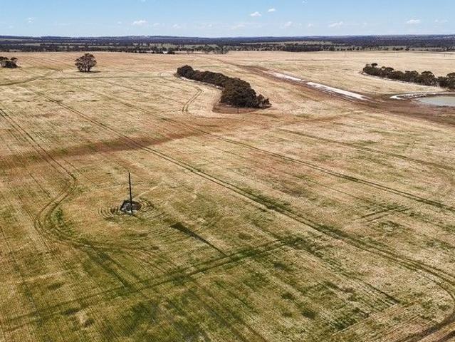 Cottage for sale in Ewlyamartup, Western Australia