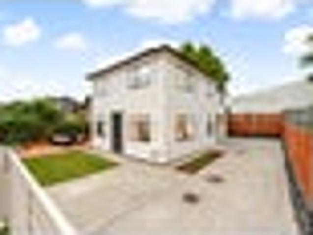 House for sale in Balmoral