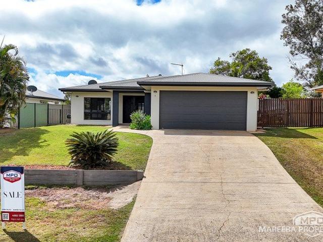 Townhouse for sale in Mareeba, Queensland