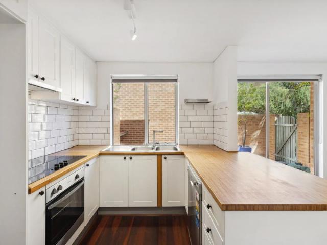 Townhouse for rent in Stirling, Western Australia