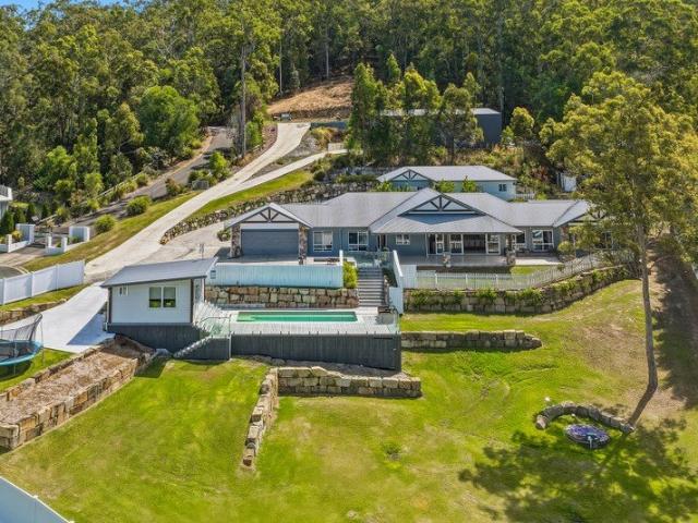 House for sale in Bonogin, Gold Coast City