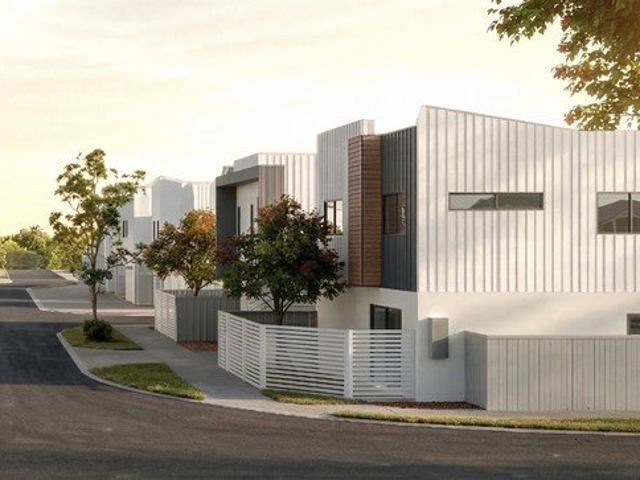 Cottage for sale in Cockburn Central, Western Australia