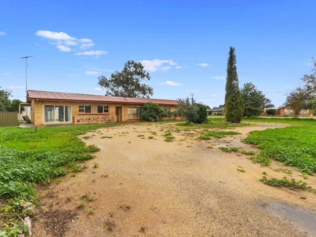 House for sale in Balaklava, South Australia