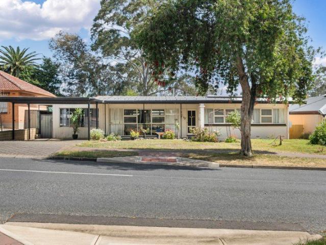 House for sale in Fairview Park, Adelaide