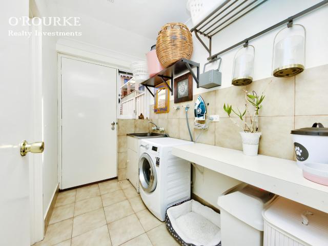 Villa for sale in Stirling, Western Australia
