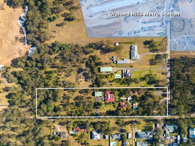 House for sale in Orchard Hills