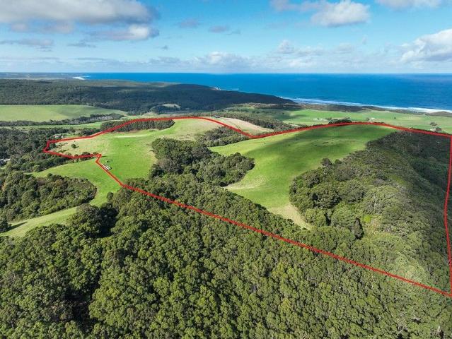 Cottage for sale in Johanna, Victoria